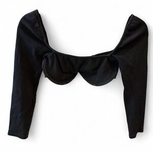 Black long sleeve crop top